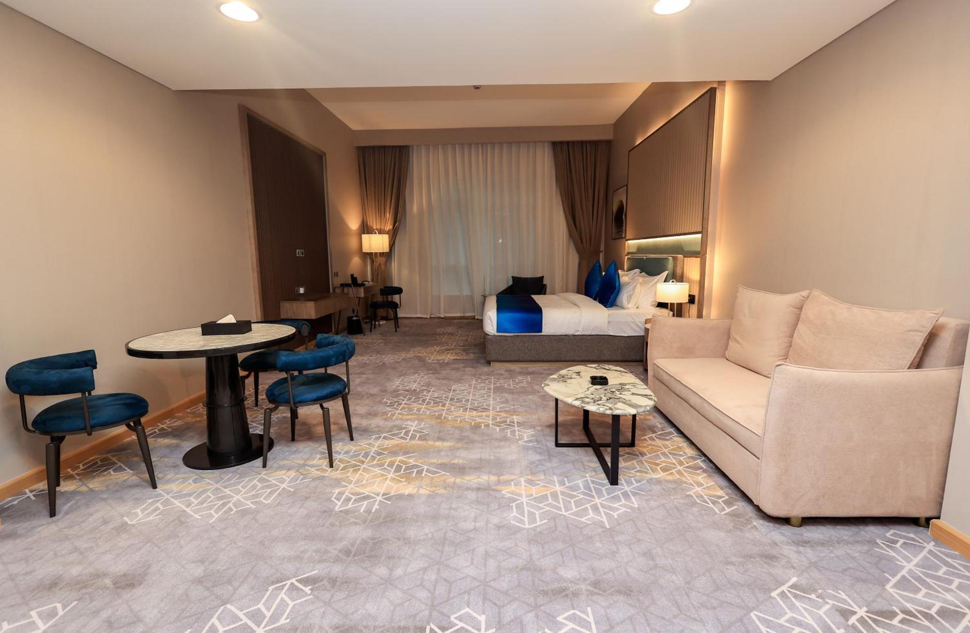 Best Western Premier M Four Hotel Dubai Exterior photo