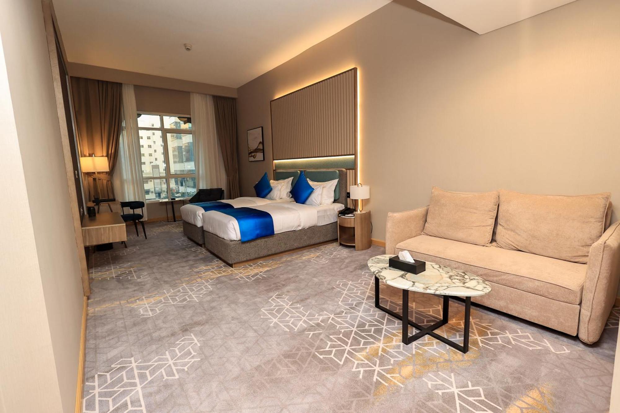 Best Western Premier M Four Hotel Dubai Exterior photo