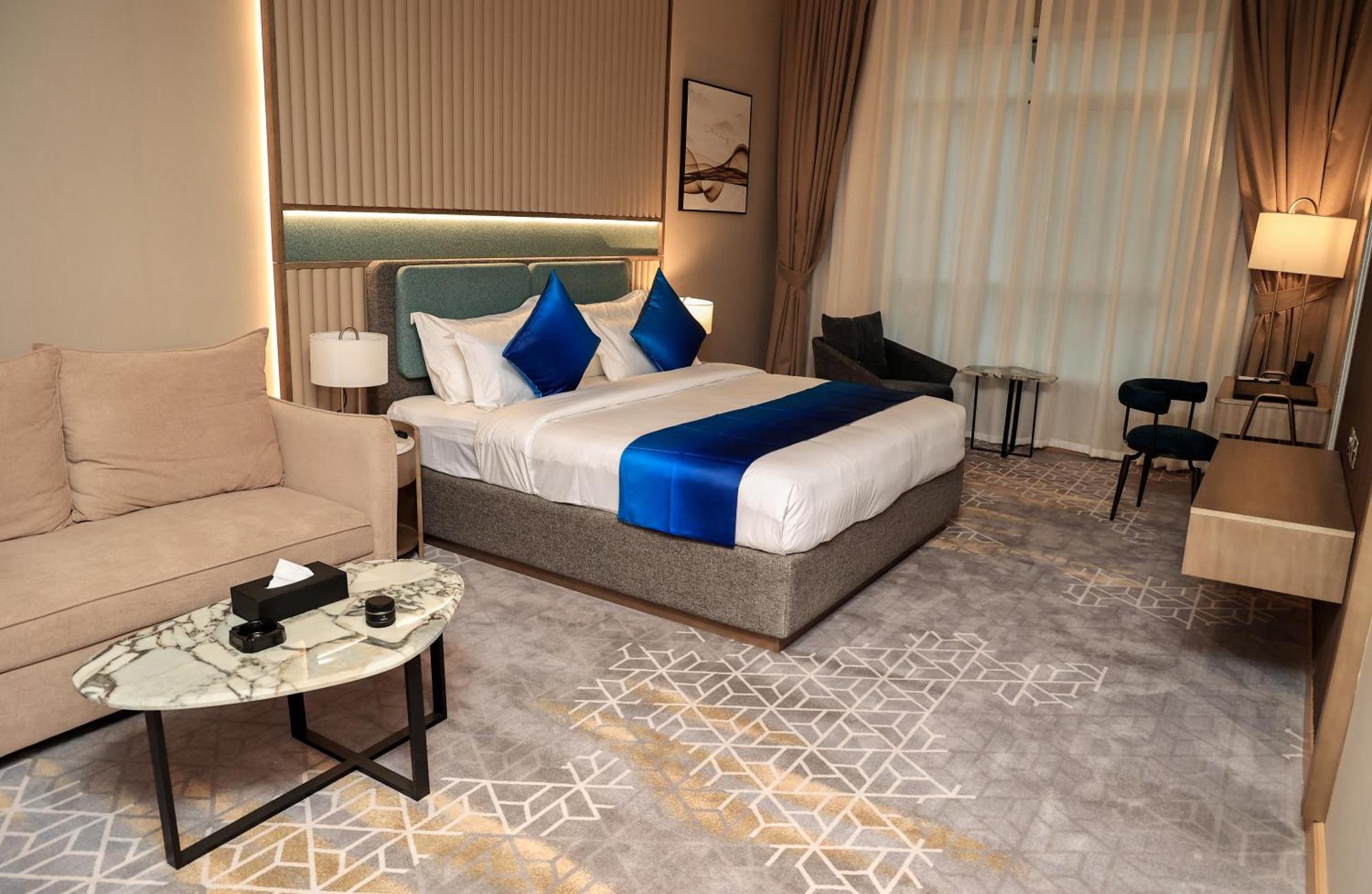 Best Western Premier M Four Hotel Dubai Exterior photo